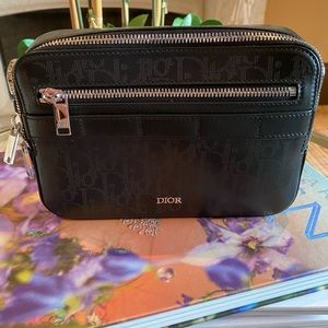 ✨BRAND NEW ✨Christian Dior Safari Messenger Bag